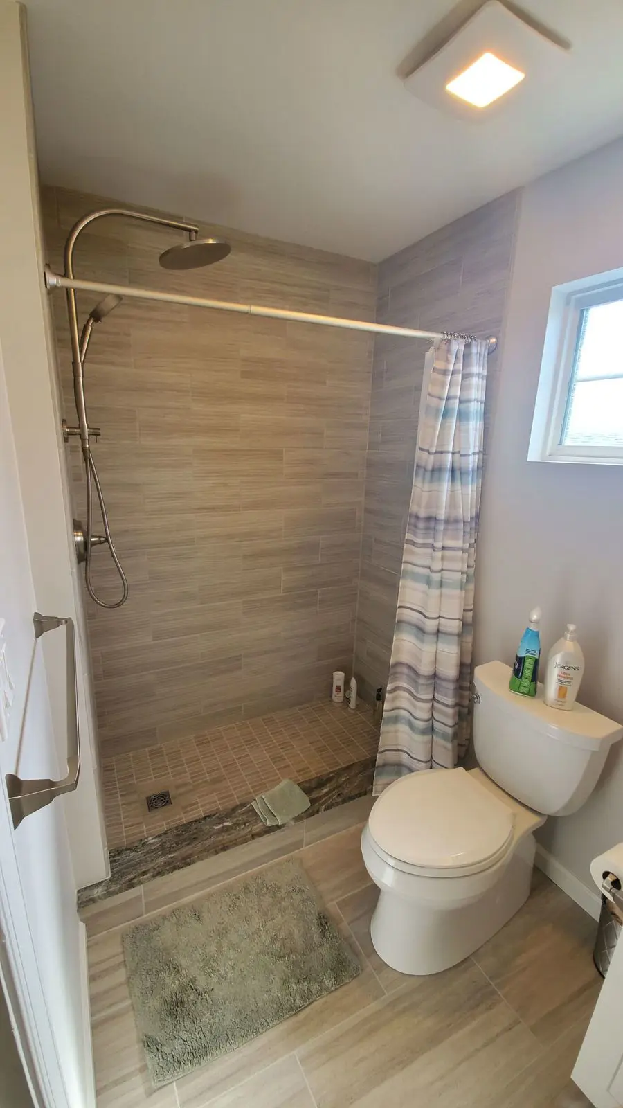 Reinvigorated Half-Bath Photo